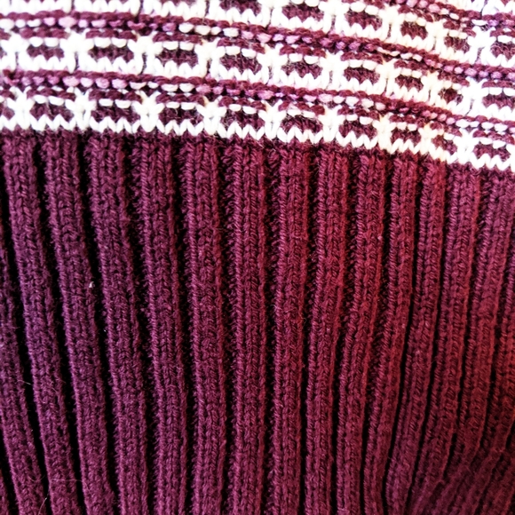 NORTHERN REFLECTIONS Cowl Neck Knitted Sweater - Picture 7 of 12